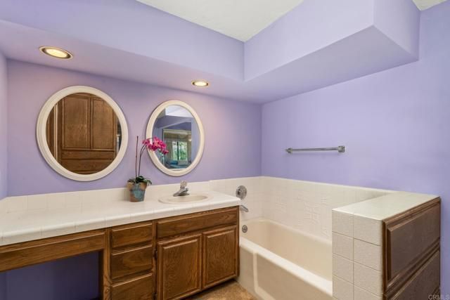 8211 Limon Ln, El Cajon, CA 92021