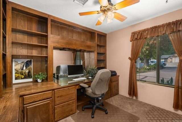 8211 Limon Ln, El Cajon, CA 92021