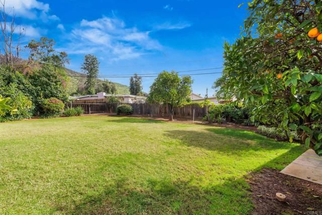 8211 Limon Ln, El Cajon, CA 92021