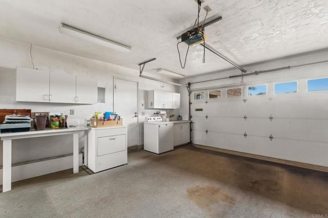 8211 Limon Ln, El Cajon, CA 92021