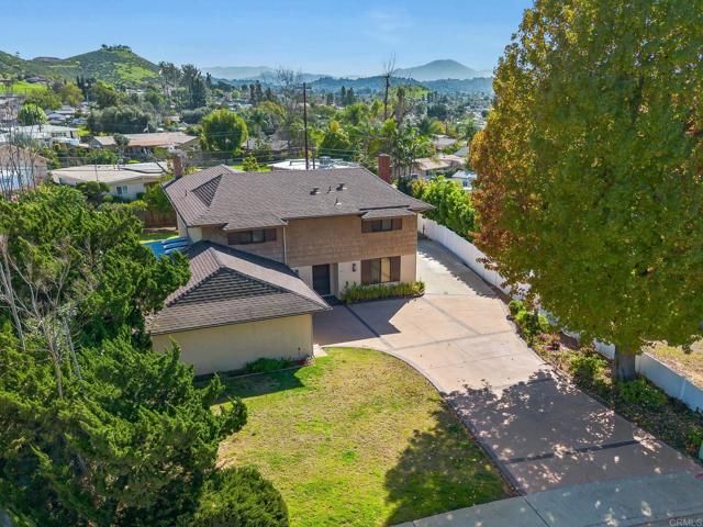 8211 Limon Ln, El Cajon, CA 92021