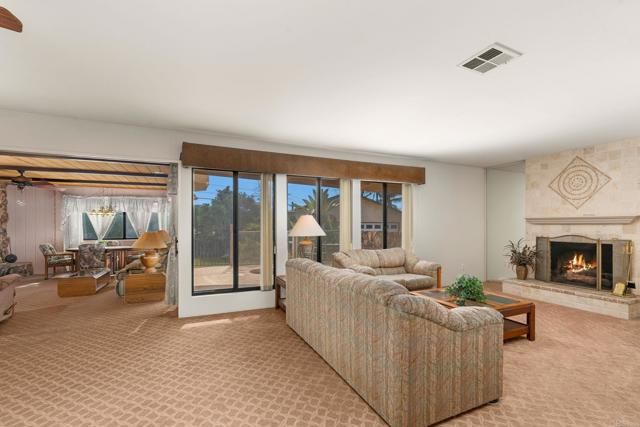 8211 Limon Ln, El Cajon, CA 92021