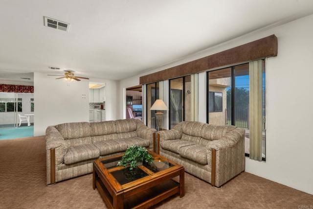 8211 Limon Ln, El Cajon, CA 92021