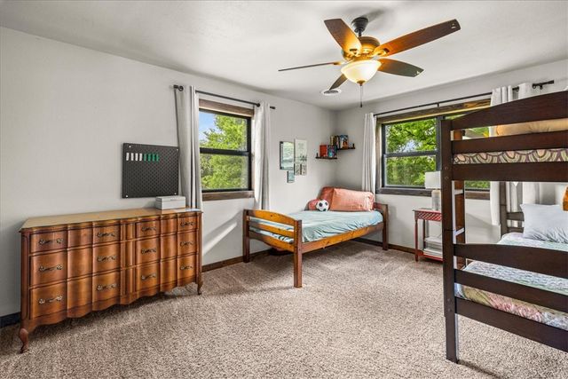 12398 S Whitehouse Road, Fayetteville, AR 72701