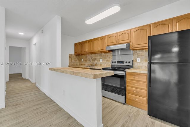 4140 NW 79th Ave 2B, Doral, FL 33166