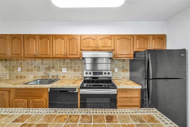 4140 NW 79th Ave 2B, Doral, FL 33166