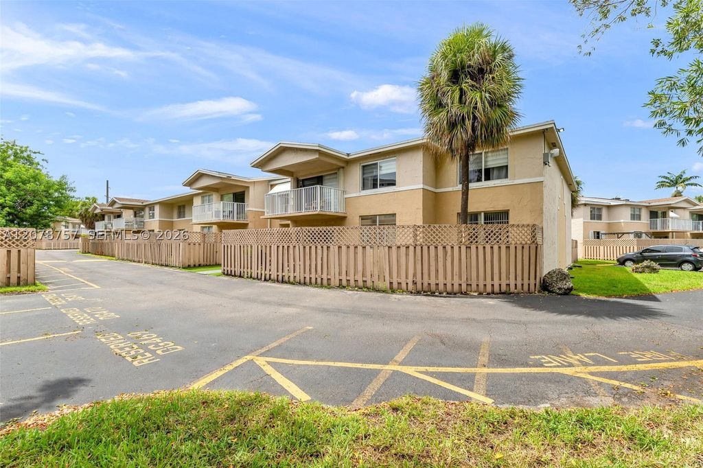 4140 NW 79th Ave 2B, Doral, FL 33166