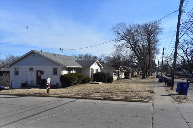 2747 Boston Avenue, Des Moines, IA 50310