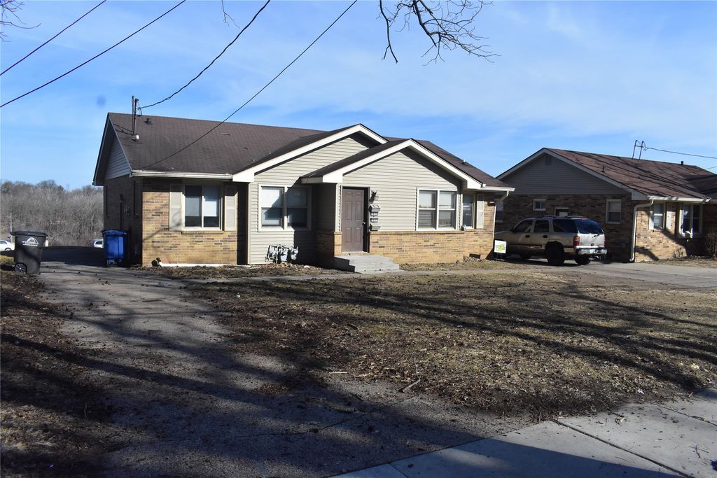 2747 Boston Avenue, Des Moines, IA 50310