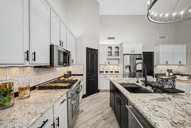 38816 N KENNEDY Drive, San Tan Valley, AZ 85140