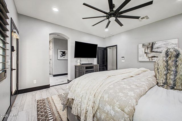 38816 N KENNEDY Drive, San Tan Valley, AZ 85140