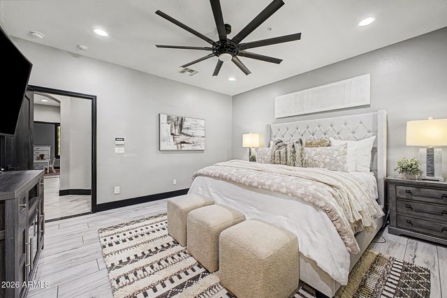 38816 N KENNEDY Drive, San Tan Valley, AZ 85140