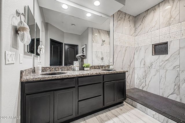 38816 N KENNEDY Drive, San Tan Valley, AZ 85140