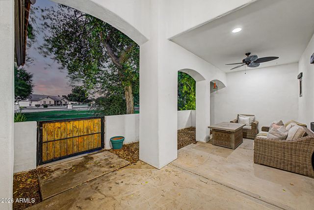 38816 N KENNEDY Drive, San Tan Valley, AZ 85140