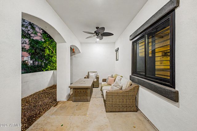 38816 N KENNEDY Drive, San Tan Valley, AZ 85140