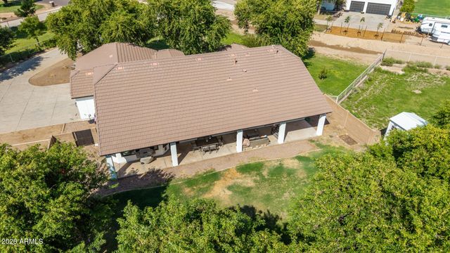 38816 N KENNEDY Drive, San Tan Valley, AZ 85140