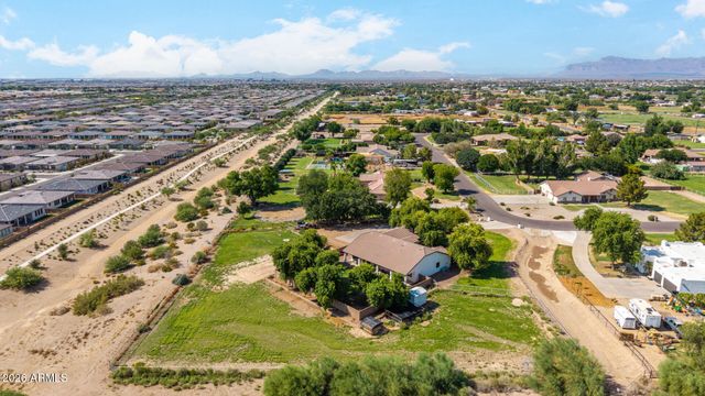 38816 N KENNEDY Drive, San Tan Valley, AZ 85140