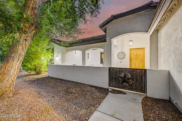 38816 N KENNEDY Drive, San Tan Valley, AZ 85140