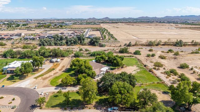 38816 N KENNEDY Drive, San Tan Valley, AZ 85140