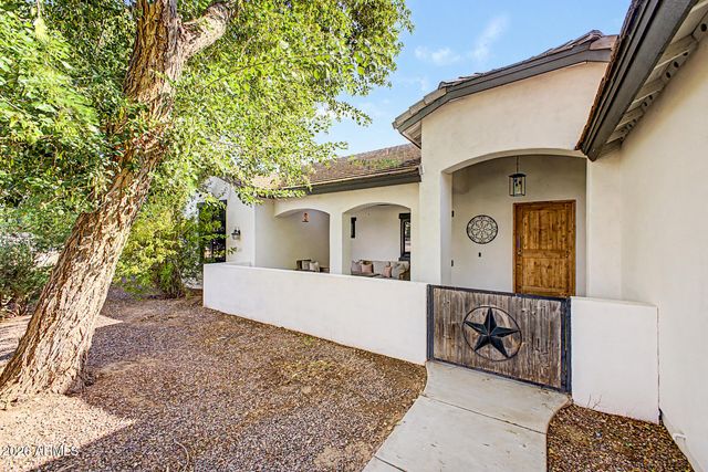 38816 N KENNEDY Drive, San Tan Valley, AZ 85140