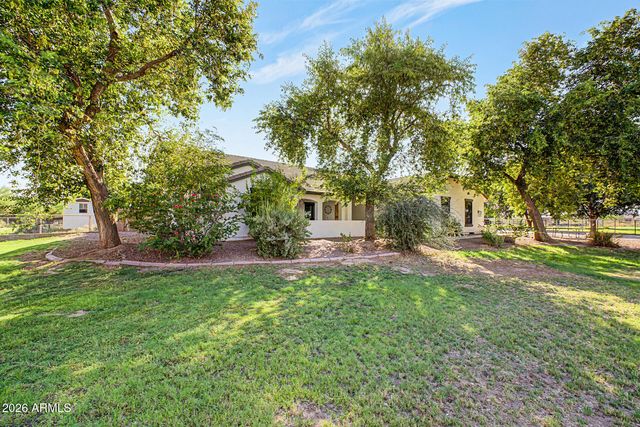 38816 N KENNEDY Drive, San Tan Valley, AZ 85140