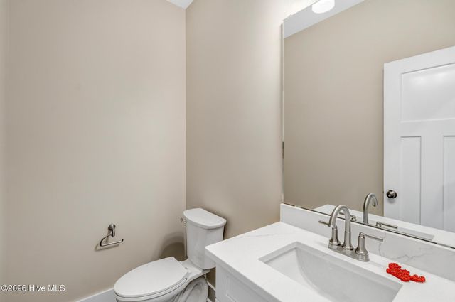 152 NE 1st Street, Oak Island, NC 28465
