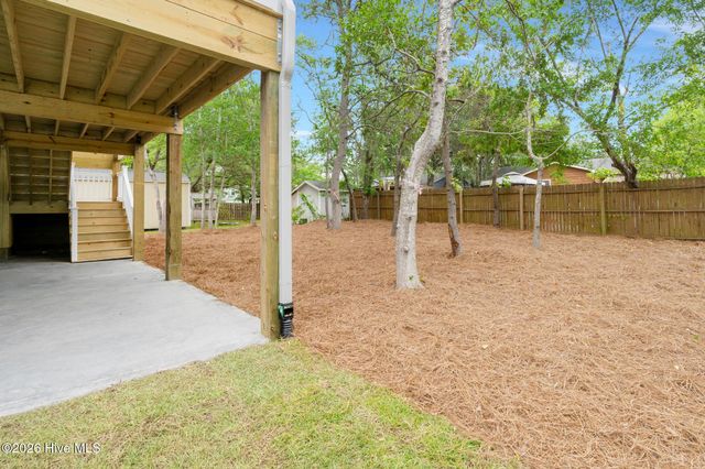 152 NE 1st Street, Oak Island, NC 28465