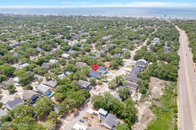 152 NE 1st Street, Oak Island, NC 28465