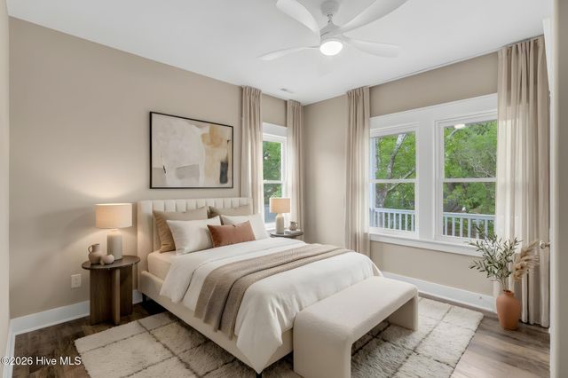 152 NE 1st Street, Oak Island, NC 28465