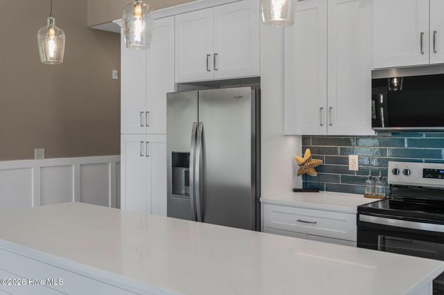 152 NE 1st Street, Oak Island, NC 28465