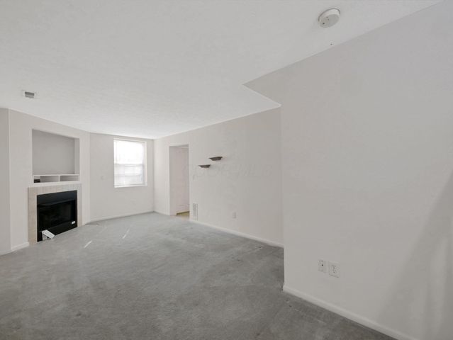 1113 Green Knoll Drive, Westerville, OH 43081