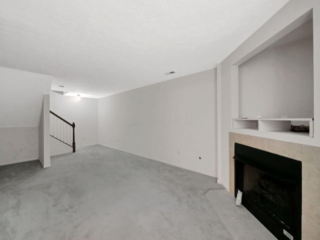 1113 Green Knoll Drive, Westerville, OH 43081