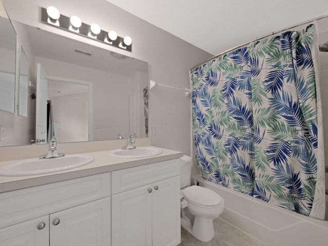 1113 Green Knoll Drive, Westerville, OH 43081