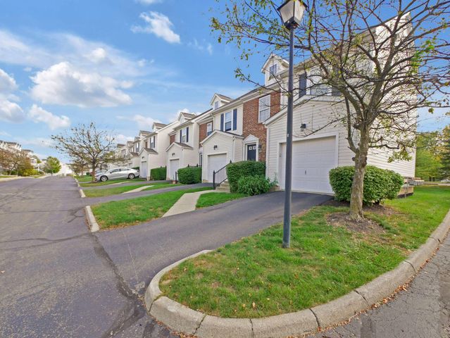 1113 Green Knoll Drive, Westerville, OH 43081