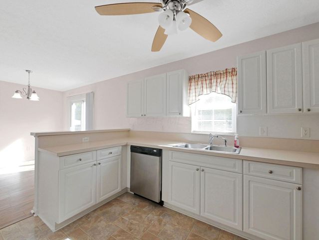 1113 Green Knoll Drive, Westerville, OH 43081