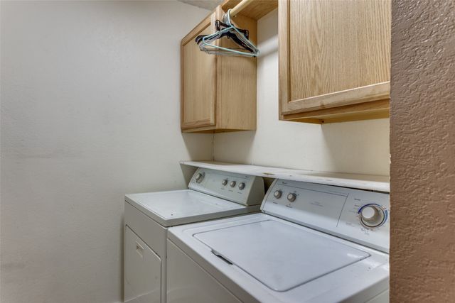 616 Black Hills Drive, Burleson, TX 76028