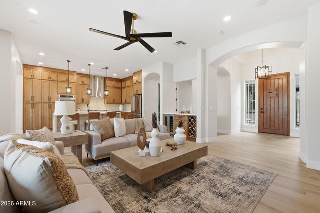 18008 W OCOTILLO Avenue, Goodyear, AZ 85338