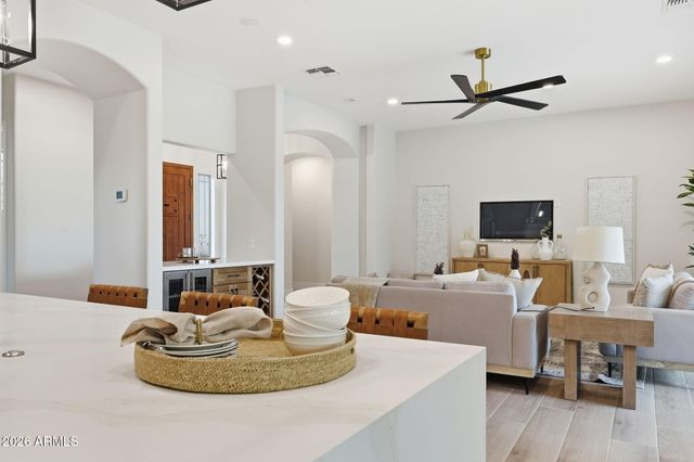 18008 W OCOTILLO Avenue, Goodyear, AZ 85338