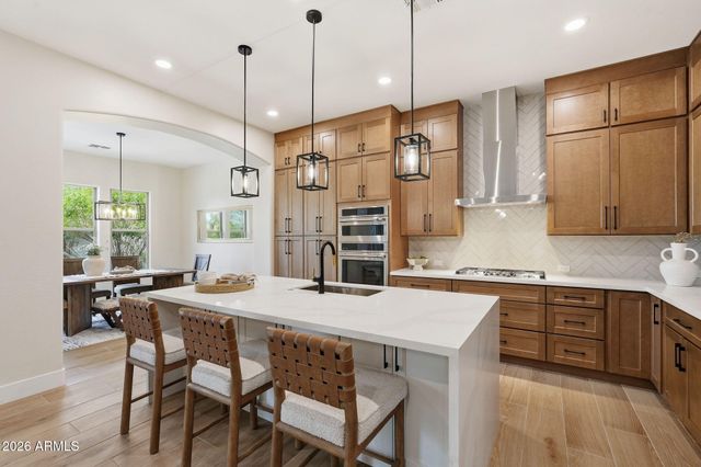 18008 W OCOTILLO Avenue, Goodyear, AZ 85338