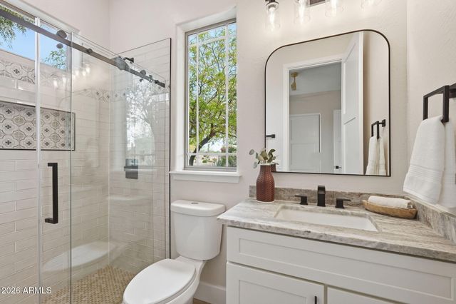 18008 W OCOTILLO Avenue, Goodyear, AZ 85338