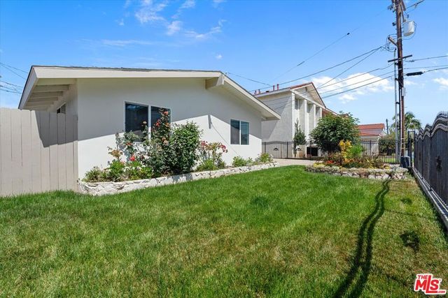 13603 Chadron Avenue, Hawthorne, CA 90250