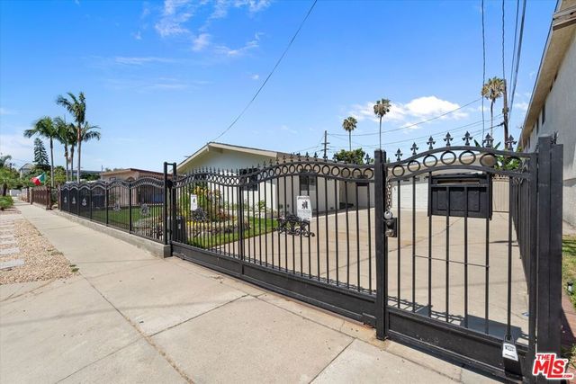 13603 Chadron Avenue, Hawthorne, CA 90250