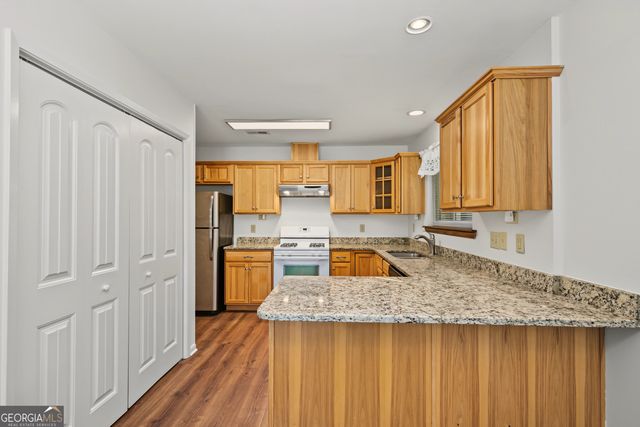 102 Quail Run, Peachtree City, GA 30269