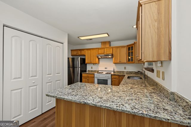 102 Quail Run, Peachtree City, GA 30269