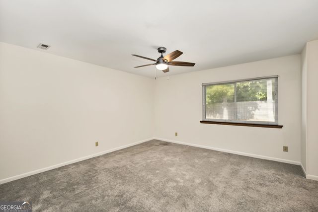 102 Quail Run, Peachtree City, GA 30269