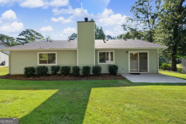 102 Quail Run, Peachtree City, GA 30269