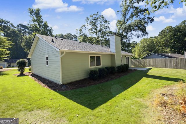 102 Quail Run, Peachtree City, GA 30269