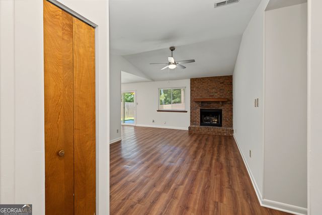 102 Quail Run, Peachtree City, GA 30269