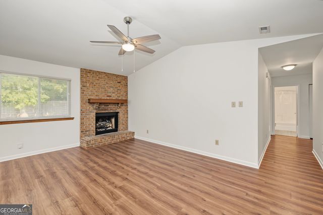 102 Quail Run, Peachtree City, GA 30269