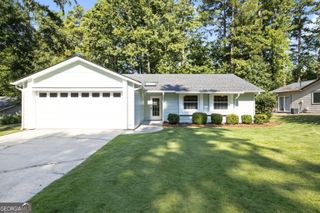 102 Quail Run, Peachtree City, GA 30269